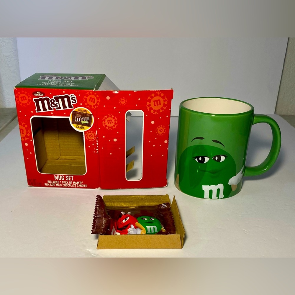 Green M&M Official Licensed 2020 EAT YOUR HEART OUT DARLING Coffee/Coco/Tea Mug